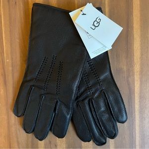 UGG Men's Wrangell Leather Smart Gloves Faux Fur Lining Inside Black